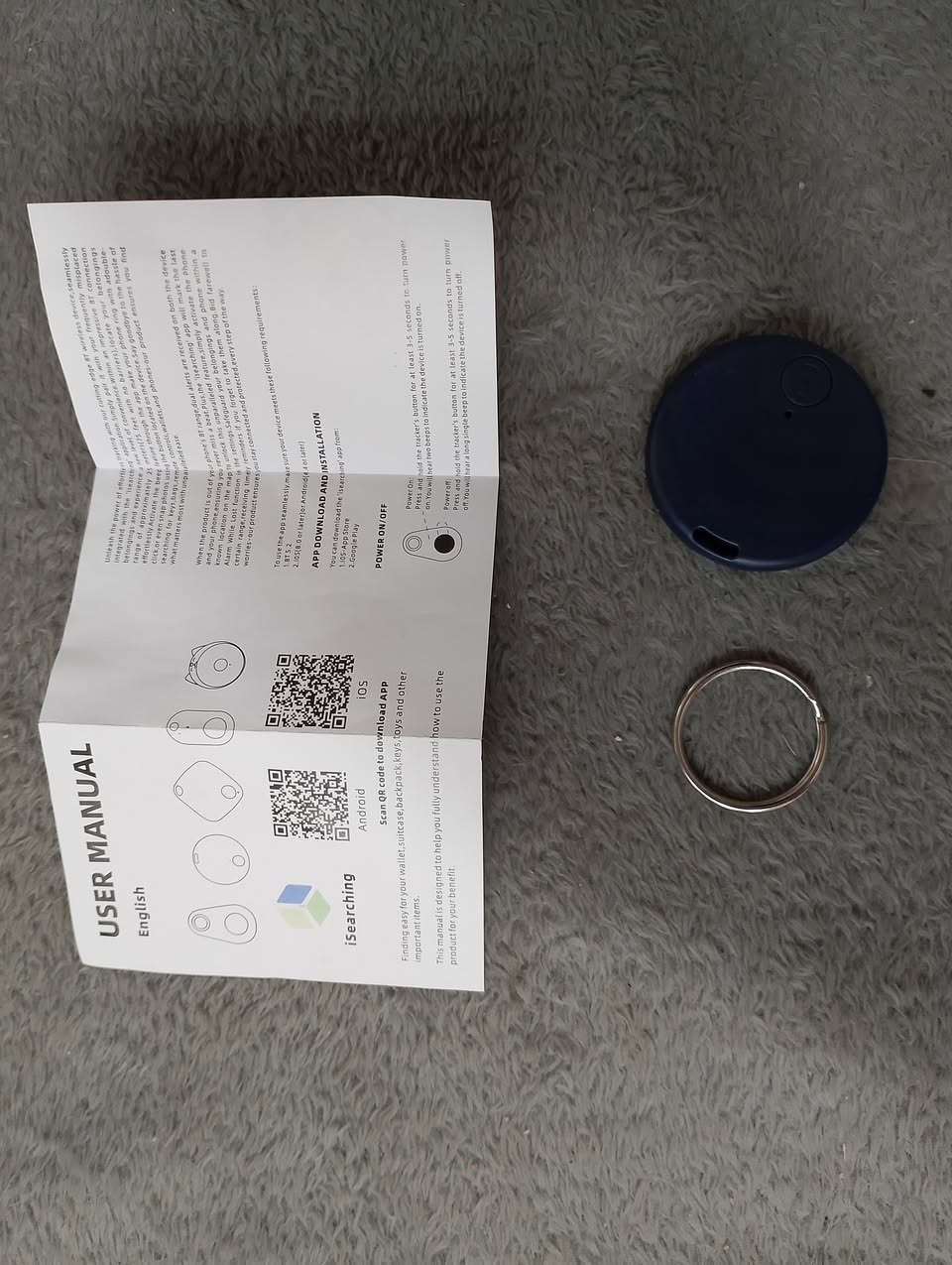 جهاز تتبع بلوتوث ذكي (Bluetooth Tracker) صغير الحجم ومصمم بلون أزرق داكن.يعمل عن طريق الاتصال بالهاتف الذكي عبر تطبيق خاص لتحديد موقع المقتنيات مثل المفاتيح، المحفظة، أو الحقائب.قد يتضمن ميزات مثل إنذار صوتي عند الابتعاد عن العنصر المتصل به، أو يتيح لك تحديد موقعه على الخريطة.
سعر القطعه 4 آلاف
يوجد توصيل لجميع المحافضات 🛵 
***********
