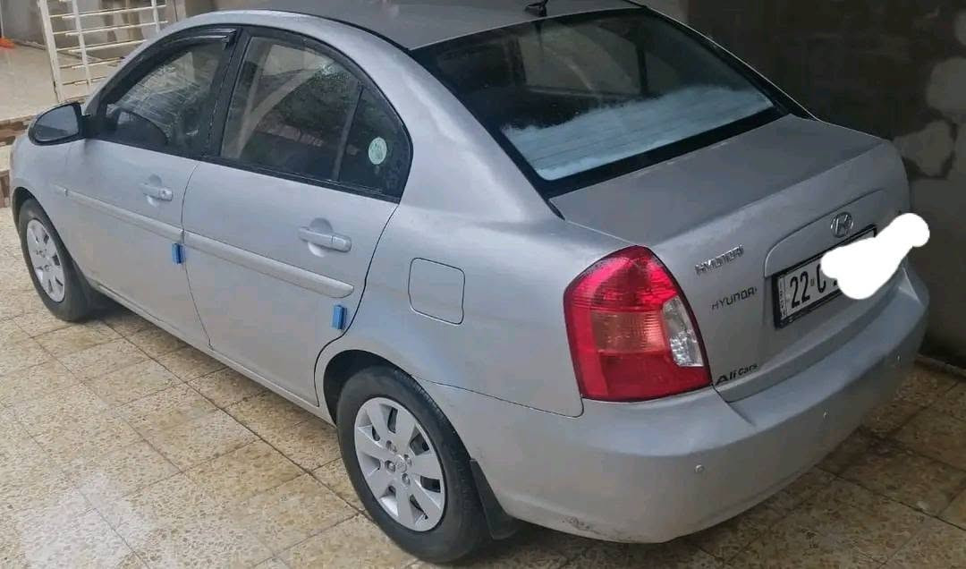 ◾🔹️اكسنت دبدوب موديل 2009
محرك 16 كير توماتيك 

بدون ضرر بدون صبغ 

بيها ملاحضات تقحيل مكانات 

رقم اربيل جديد كابون بانزين 

***********

***********

