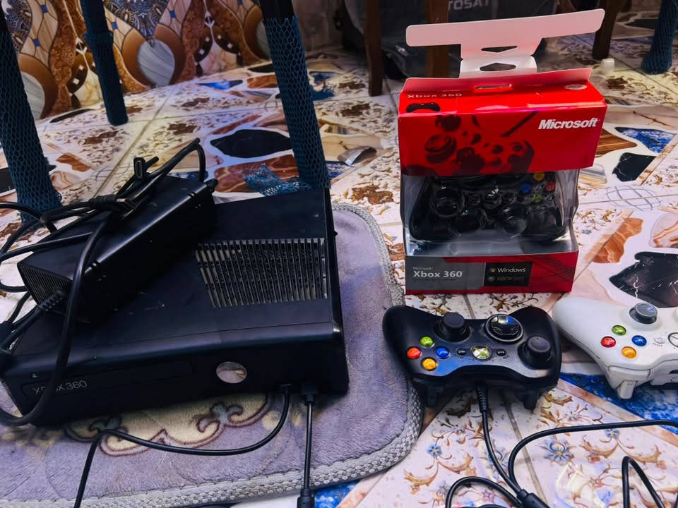 اكس بوكس 360 للبيع السعر 95 قفلل كامل مواصفات يدات العدد 3 و الالعاب 34 لعبه من ضمنها بيس ٢٦ و gta مهكره مكاني ديالى بهرز علق و اني اراسلك و هذا رقمي ***********

نص مكتوب في الصور:
- بيس 26 بدقه عاليه