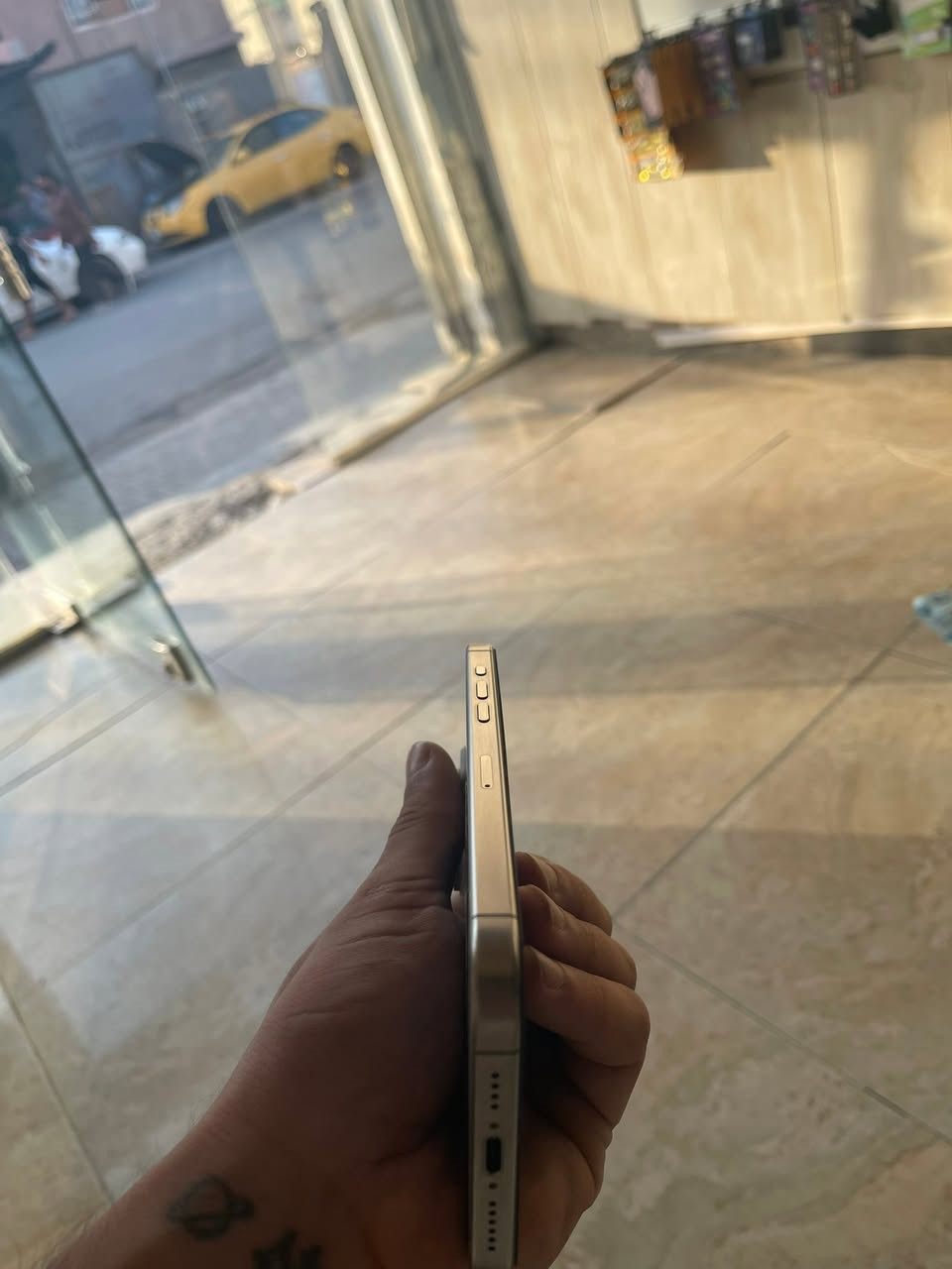 السلام عليكم ايفون 15pro max بسعر مناسب🔥
شرق اوسط AAA
بطارية87
جهاز ممفتوح كلشي ممبدل بي♥️.
بي فقط هاي الي بل شاصيه بسيطة كلش وممبينه حته♥️.
256gb
العنوان بغداد صليخ
رقم تواصل***********
