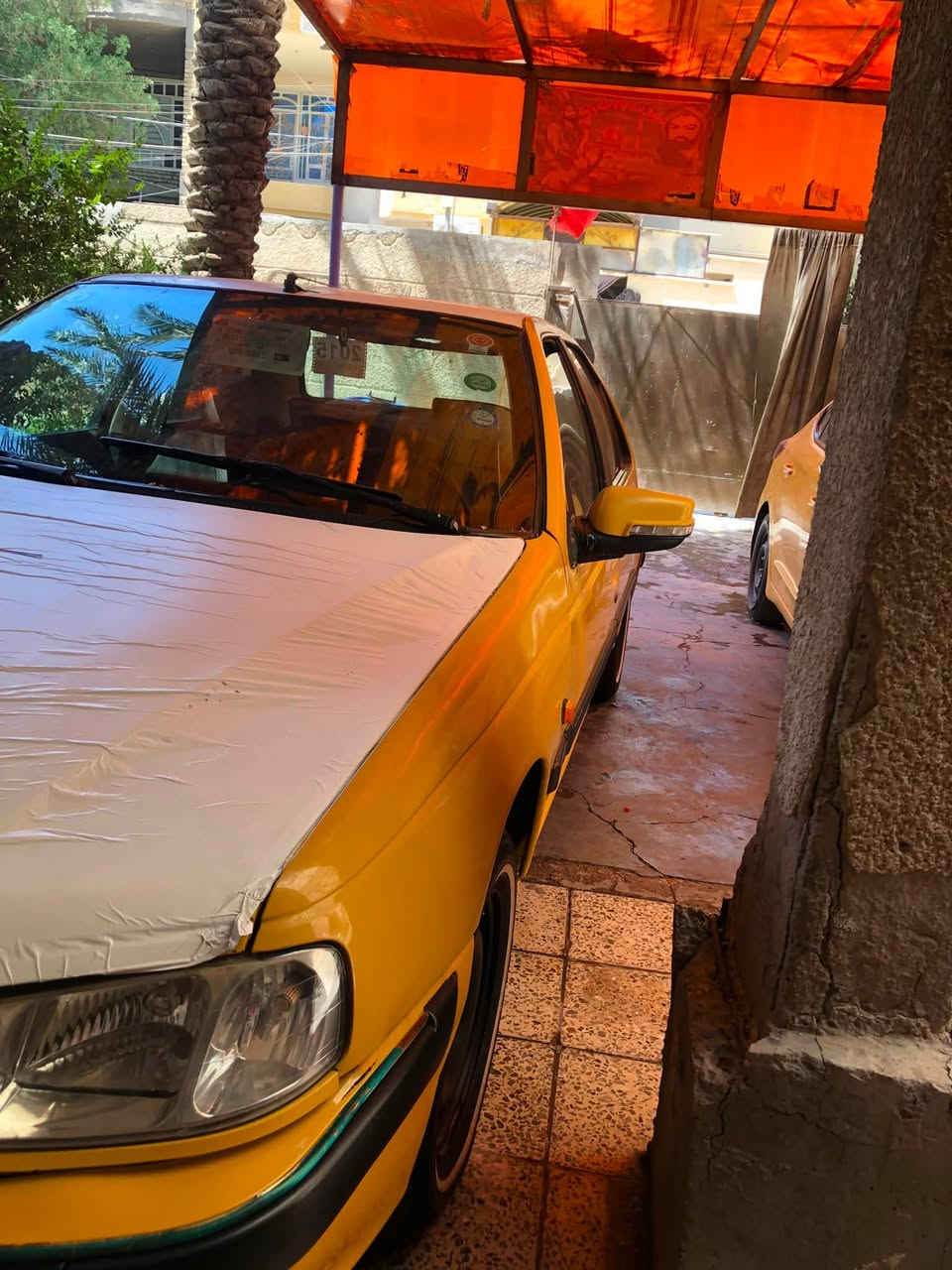 السلام عليكم بيجو بارص سياره كفاله كشر ومكينه وكير تبريد ثلج سياره بس الهلالت مال جاملغات خلفيه معمره شراي يخابر ***********

