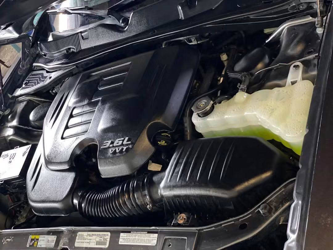 جالنجر 2018 SXT 3600 السياره ستوك على وضع الشركه ماملعوب بيها ابد رقم بغداد الدولي باسمي شخصيا هزه جديده 
ماشيه 93 الف
تخم ويل ديمون طامس تخم تاير
صدر امامي خلفي مبدل جديد 
لايتات ودعاميه جدد
تبريد منضومه جديده 
 مكينه كير كله مكفول
5 قطع صبغ فقط شرط السونار وصور الحادث بالمنشور

سعرها 136$
مكاني بغداد البلديات***********

نص مكتوب في الصور:
- BidFax.info