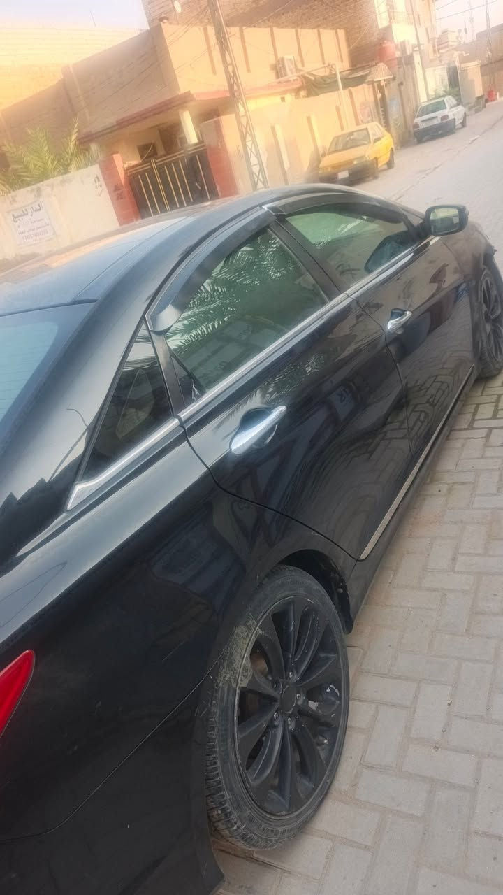 سيارة سوناتا اسود رقم بغداد وارد امريكي فول مواصفات بصمة سيارة كير ومحرك مكفولات تبريد
 فقط حدادية وسط بية شغلات بسيطة نتفق عليهن من تشتري مكاني الديوانية 
‏‪***********‬‏
