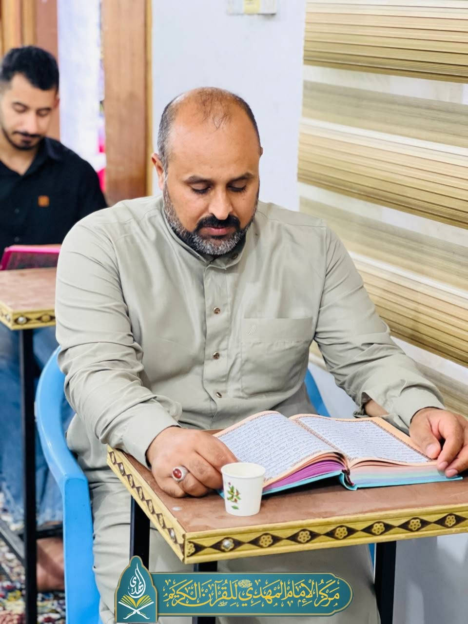 #دورة_إتقان_تلاوة_القرآن_الكريم_الثالثة

 الدروس الحضورية للمرحلة الثانية، في مادة الأحكام المبسطة، والتي يقدّمها الأستاذ القارئ محمد نبيل جواد.

نسأل الله أن يوفقنا وإياكم لخدمة كتابه الكريم ونشر علومه المباركة. 🌿
#مركز_الإمام_المهدي_للقرآن_الكريم 
📍 الموقع: الحمزة الشرقي - مضيف الحاج غاوي الگيم
📞 للتواصل: عبر الهاتف والواتساب: ***********
فيس بوك:-
https://www.facebook.com/profile.php?id=61567026812167&mibextid=ZbWKwL

تيليكرام:-
https://t.me/ALmahdiQuran1

انستغرام:-
https://www.instagram.com/m_h.quran/profilecard/?igsh=MXY3YTRkamVsc2FqZg==

رابط لجميع الصور :- 
https://t.me/+xJO4j_5x6IwyOTYy
