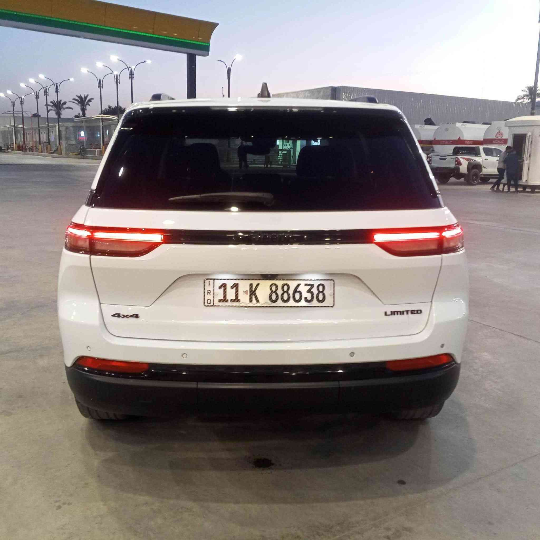 السلام عليكم
جيب گراندلاريدو5راكب 2023 4xe وارد امريكي ثلاث انظمة

حجم المكينة:3600
المسافة المقطوعة: 40الف
الضرر:مثل ما موضح بالصور چاملغ ايمن بدلته صار واللنيد

حالة الايرباك:سليم مطاك ولاايرباك

المواصفات:
١.شاشة
٢.بصمة
٣.تشغيل عن بعد
٤.سستم صوت Alpine +دمام خلفي 
٥.كشنات جلد
٦.كشن سائق ميمري
٧.كشنات كهرباء
٨.صندوق كهرباء
٩.حساسات خلفية
١٠.اشاير بالمري
١٢.رادارات
١٣.ثلاث وضعيات قيادة
١٥.گير ماوس
١٦.نظام منحدرات
١٧.هيترات بالكشنات
١٨.ويل كب كروم
١٩.لايتات لد +بگلايت لد
٢
جاهزة مرقم بغداد بسمي
السعر:290قفل قفل
للاستفسار اكثر الاتصال على الرقم
*********** بغداد, العراق
