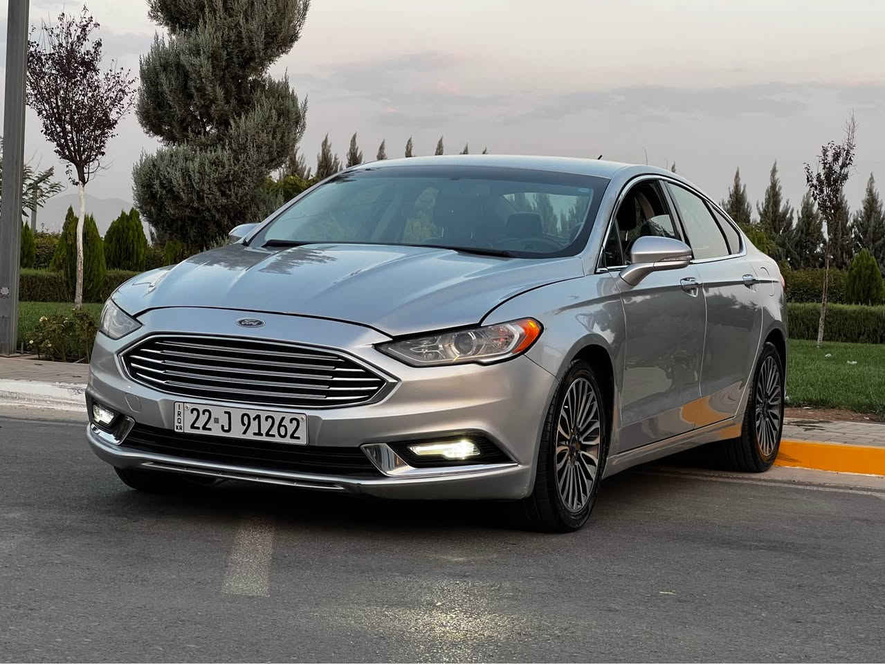 Ford fusion 2018 SE
فۆرد فیوژن ٢٠١٨ 
مەکینە 1.5L Turbo
فوول مواسەفات بەس سڵاید نیە
سێ شاشە
بەصمە
٥ بەصمە
شەغال
تەحدید سورعە
سوکان ڤۆلیۆم
پادڵشیفت
تەحەکوم شاشە و تەبرید لەسەر سوکان
سیستیم چێک
دەبڵ تراکشن
گێڕ ڤۆلیۆم و سپۆرت و عادی
کوشن کارەبا 
دوو مۆد کوشن خەزن
کوشن هیتەر
ئاوێنە هیتەر
لایت و بەگلایت لید
عەدەسەی لێزەری لەسەرە
کامل سەیارەکە جایزە و سەیارەی ماڵەوەیە
هەموو گیانی سێرڤس کراوە 
تایە و ویلی لۆک
تەقە و ڕەقە بە شەرت
ڕەقەم بۆ ڕەقەم بە شەرتی فەحس
نمونەیە لە جوانی
یەک چەمەلخ بۆیاخە بێناو گرتن 
بۆنیت گۆڕاوە بە بیلاد
نرخ : 91 $ مەجال
***********
*********** السليمانية, العراق
