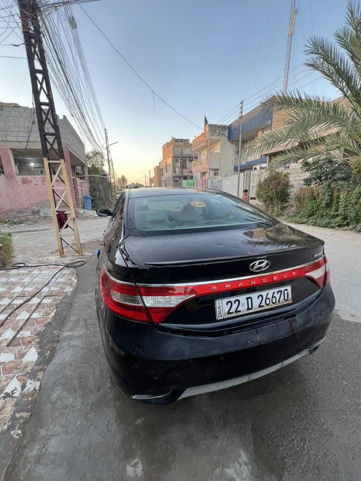 ٦ سلندر ٣٠٠٠ • بردة خلفية كهربائية • بغداد