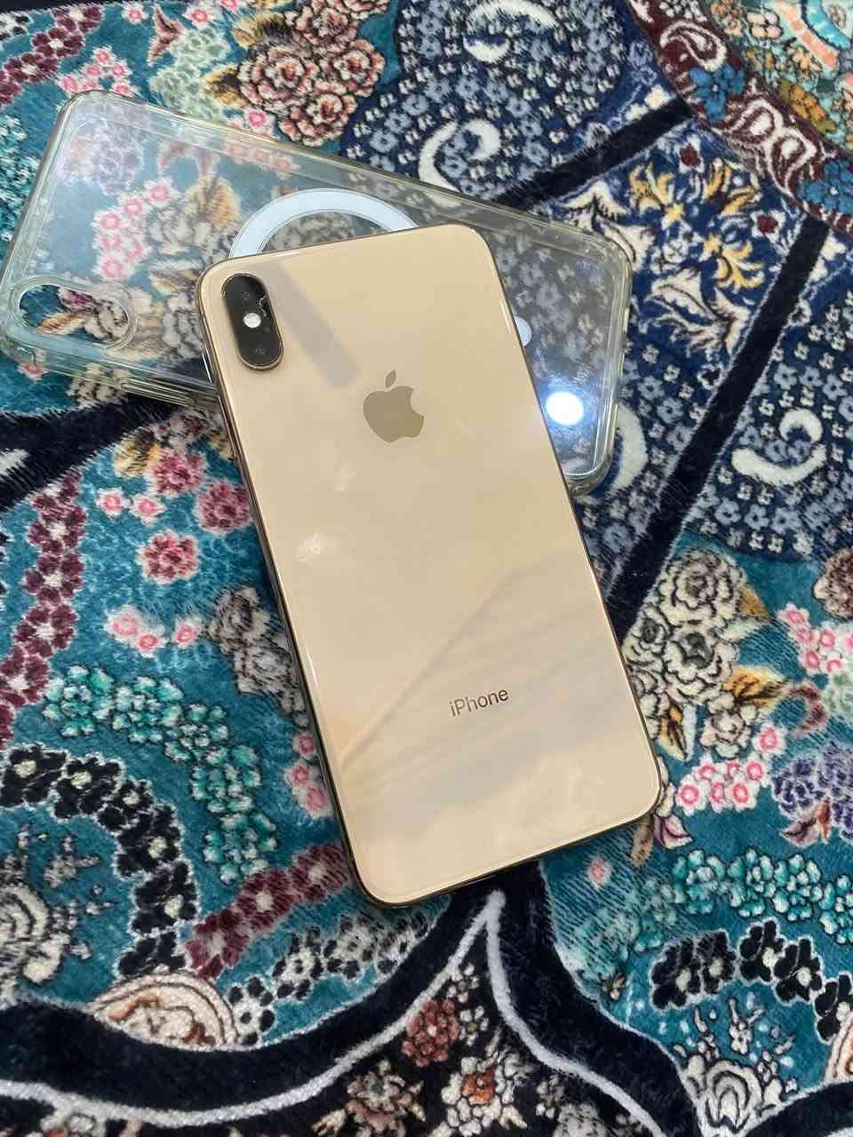 آيفون XS ماكس • ذاكرة ٢٥٦ • نظيف 100%