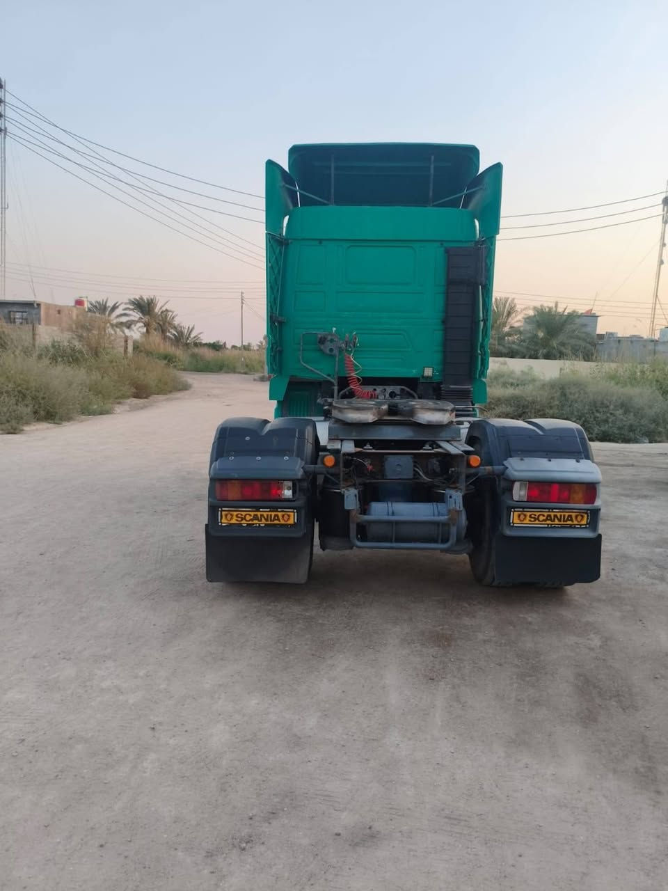 السلام عليكم سكانيه ١١٣ بم كهربائي مكينه خضره شاصي ١٠ السياره تدفئه تبريد السياره مزادكمركي مرقم بغداد مرسم صهريج سنويه بس راس لاستفسار لاتصال على ***********
