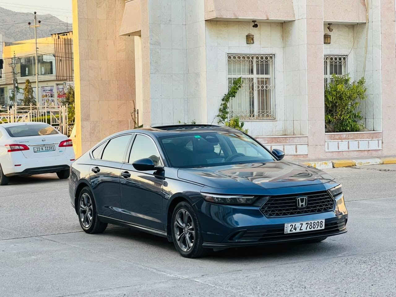 البيع
هوندا أكورد موديل 2023 فول مواصفات

كبس بجم بدون ایربایك شرکە وسلیمە
* محرك 4 سلندر 
* فتحة سقف.
* شاشة لمس
* كاميرا خلفية.
* تشغيل بصمة 
* تشغيل زر.
* دخول ذكي.
* مقاعد كهربائية.
* تدفئة وتهوية للمقاعد.
* ذاكرة لمقعد السائق.
* مثبت سرعة راداري.
* نظام المحافظة على المسار.
* تحذير النقطة العمياء.
* حساسات خلفية. 
* نظام صوت Bose.
* جنوط رياضية ألمنيوم.
* تحكم بالمقود.
* بلوتوث.
* مكيف أوتوماتيك ثنائي التحكم.
میكنه ومحرك 15 تیربو بنزین
قطعتین بولیند وجملغ خلفی 
بدون بجم و دواخلی وایربایك كلهم سلیمه
الممشى: 40 میل
رقم ومکان. دهوك
153 قلیل بها معاملە
فقط اجاوب عبر اتصال واتساب 
ما اجاوب رسایل
***********

