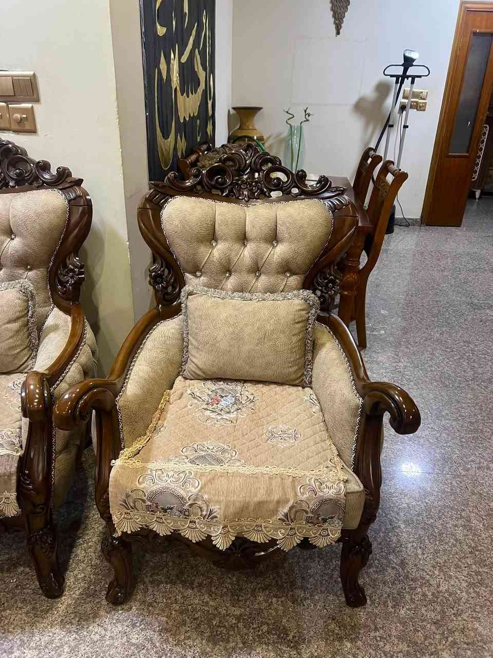 للبيع تخم تركي درجة اولى - بغداد الغزالية

للبيع تخم خشب زان تركي نضافة 100/100  
المواصفات:
 •  خشب زان صافي درجة اولى
 •  يشيل 20 نفر مرتاح
 •  نضافة فول بدون اي عيب
 •  استخدام قليل جدا

السعر: اتصال 
المكان: بغداد - الغزالية
ملاحظة: غير متواجد على الفيس والماسنجر
الاتصال فقط: ***********
