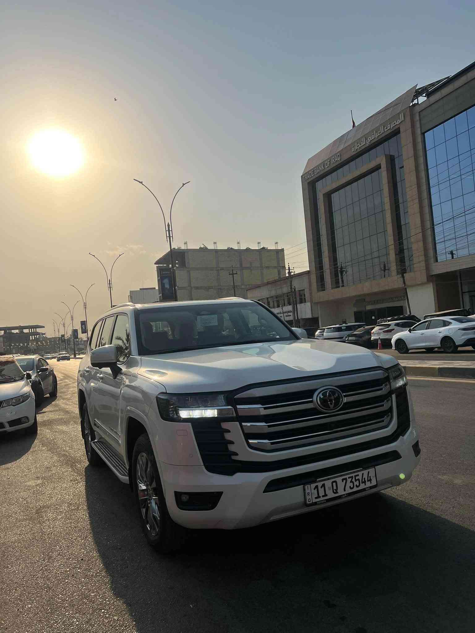 للبيع لاندكروز GXR tss2025
السلام عليكم لاندكروز 2025 GXR tss
السياره مكفوله كفاله عامه من زلغ 
السياره ضمان شركه ساز ✅
ماشيه 4 الف
تبديل دهن مجاني داخل الشركه 80 الف
معروفه موصفات tss دبل رادار 
5 كامرات / شاشه كبيره

 فول موصفات
السعر 74,500 $ 
المكان بغداد/ السيديه
***********
