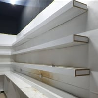 ديكور محل • رفوف وكاشير • HDF