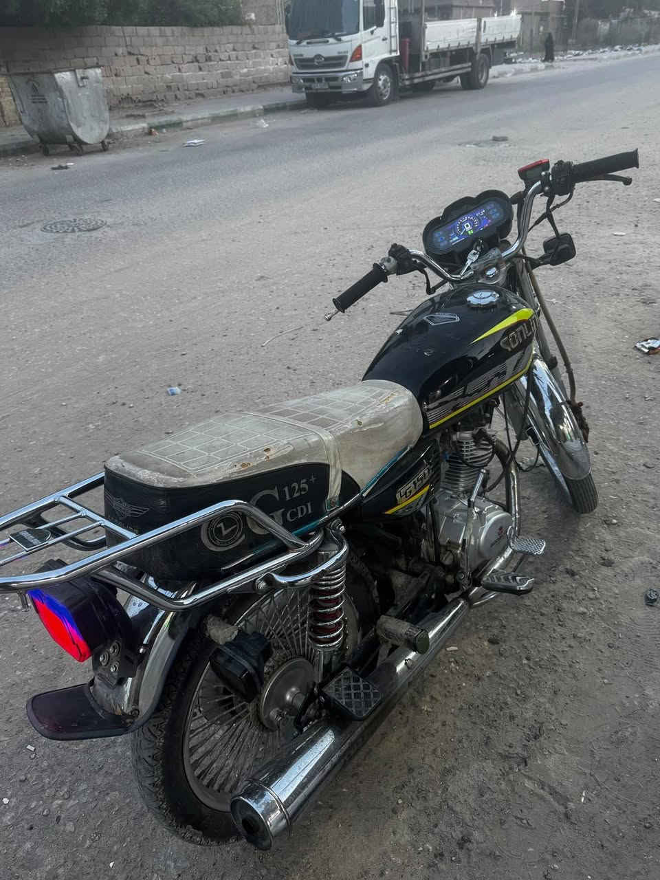 تايكر • ٢٠٢٥ • اوراق