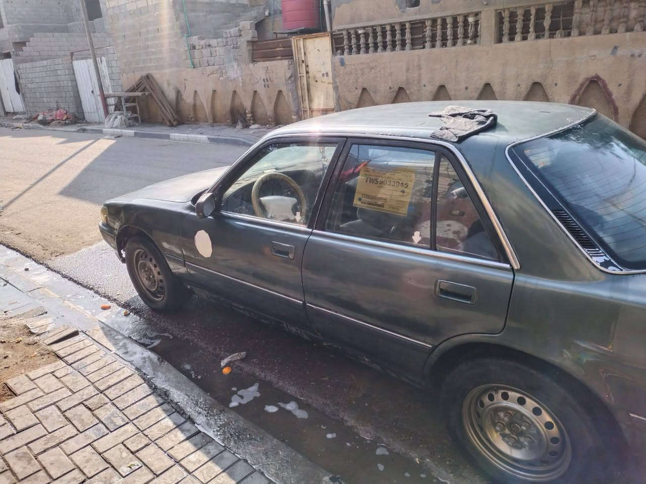 سلام عليكم  سيارة مارك كصيف اصولية مديل 1992 لونه زيتوني السعر 27 ورقة وبيها مجال للتواصل ***********
