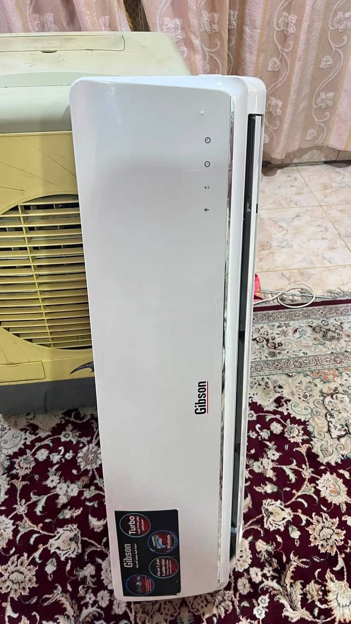 للبيع سبلت جبسون قطعه داخليه فقط
طن ونص اخت الجديده مستخدمه قليل
تبريدها ثلج 
مكاني البصرة القبلة حي القائم 
تواصل ***********
هذا الرقم تواصل واتساب فقط
