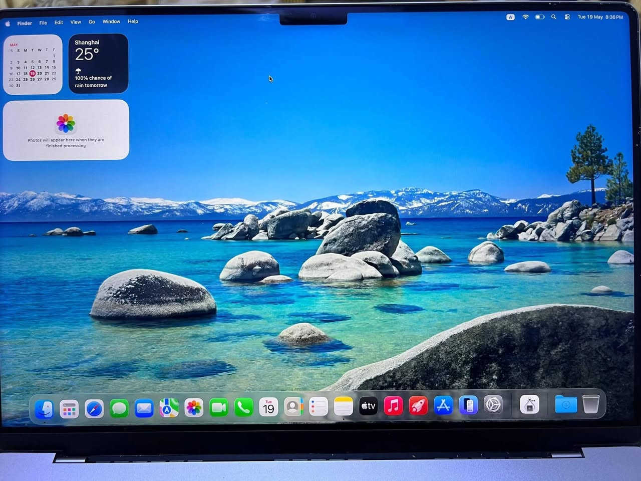 MacBook Pro 2021 M1 Pro 16” 

Ram 16 | SSD 500 

Battery 86 - Cycle 472

 البقع تظهر باللون الاسود داخل الخلفية البيضاء فقط وغير مؤثرة على الدقه و ماراح تسبب مشكلة مستقبلًا 

Price : 1,050,000

***********
