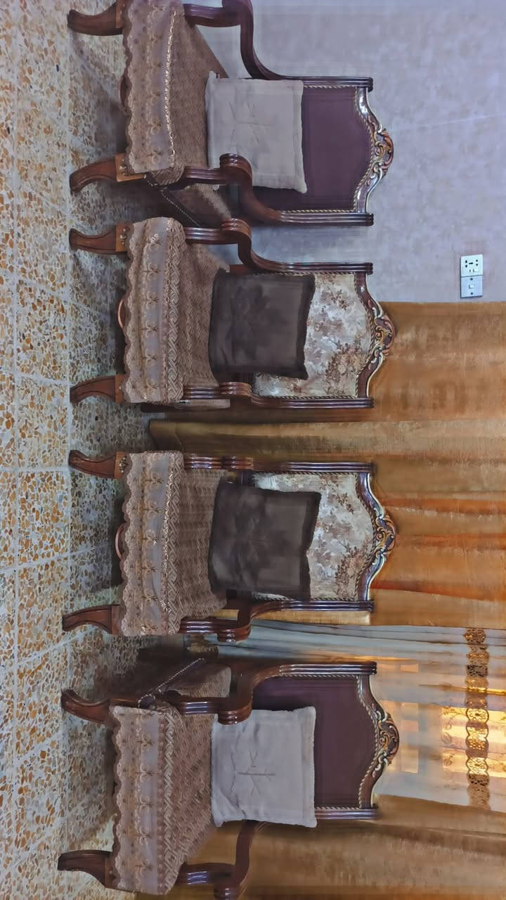 غراض منزلية • مستعملة • كنب