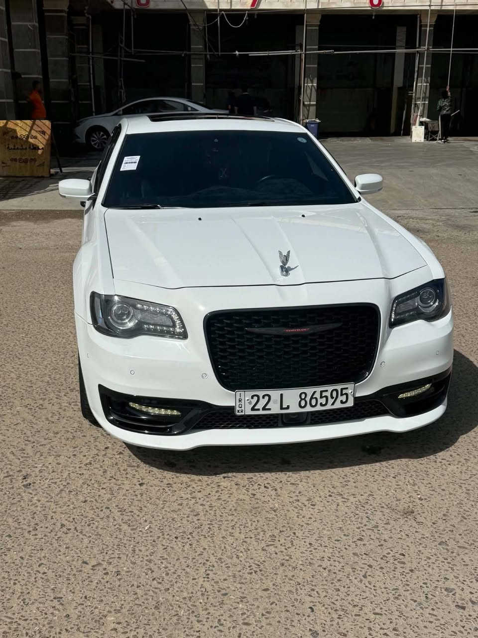 ياهلاً وسهلاً في الجميع
اوباما 2023 خليجي 
85k
نظافة 100%
اي نقص مامتواجد 
فول مواصفات لل اخير 
300s
حالياً مكان السيارة بصرة 
*********** 
السعر 372 المجال حك الجيه فقط
