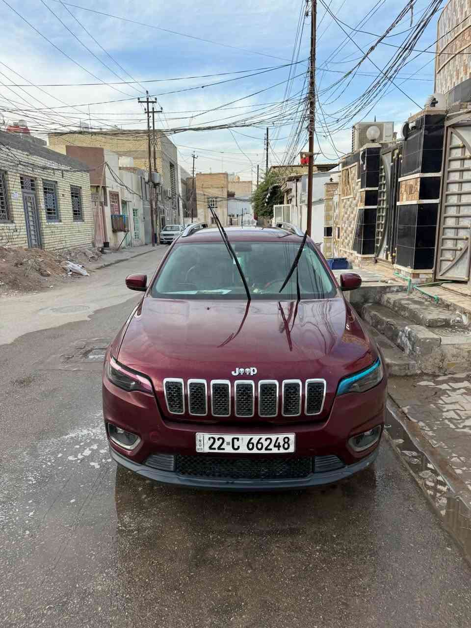 السلام عليكم
جيب بزون مديل ١٩ مكينه اربعه سلندر 2400 مكينه وكير كفاله حادثها قطعتين جاملغ وبنيد وبيها بارده بالباب بدون دواخل ولا شاصي وماطاك بيها ايرباك ابد ماشيه 120 مايل رقمها أربيل فول مواصفات عدى البنوراما رايدها 125 ورقه مكاني نجف
هذا رقمي ***********
