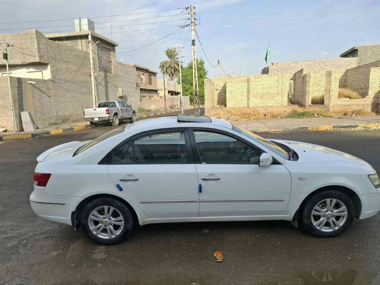 سوناتا 2010خليجي رقم بغداد الدولي بسمي محرك كير كفاله لون ابيض ثلجي
مكينه 2000 دوش  السيارة الهال الخفي صبغ وبارد مكان واحد
مكاني صلاح الدين قضاء بلد 
***********
