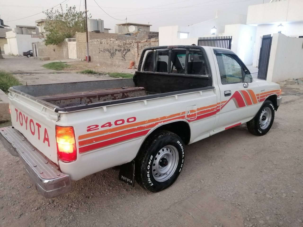 للبيع او مراوس 1993 كروسيده 5كير عميه  رقم صلاح الدين مشروع وطني محرك بي بخار صبغ عام لجماليه بدون ضربه شاصي شرط كهرباءيات شغاله السعر 50 وبيها مجال وكلشي اكو  بسوگ مكاني كركوك ***********
