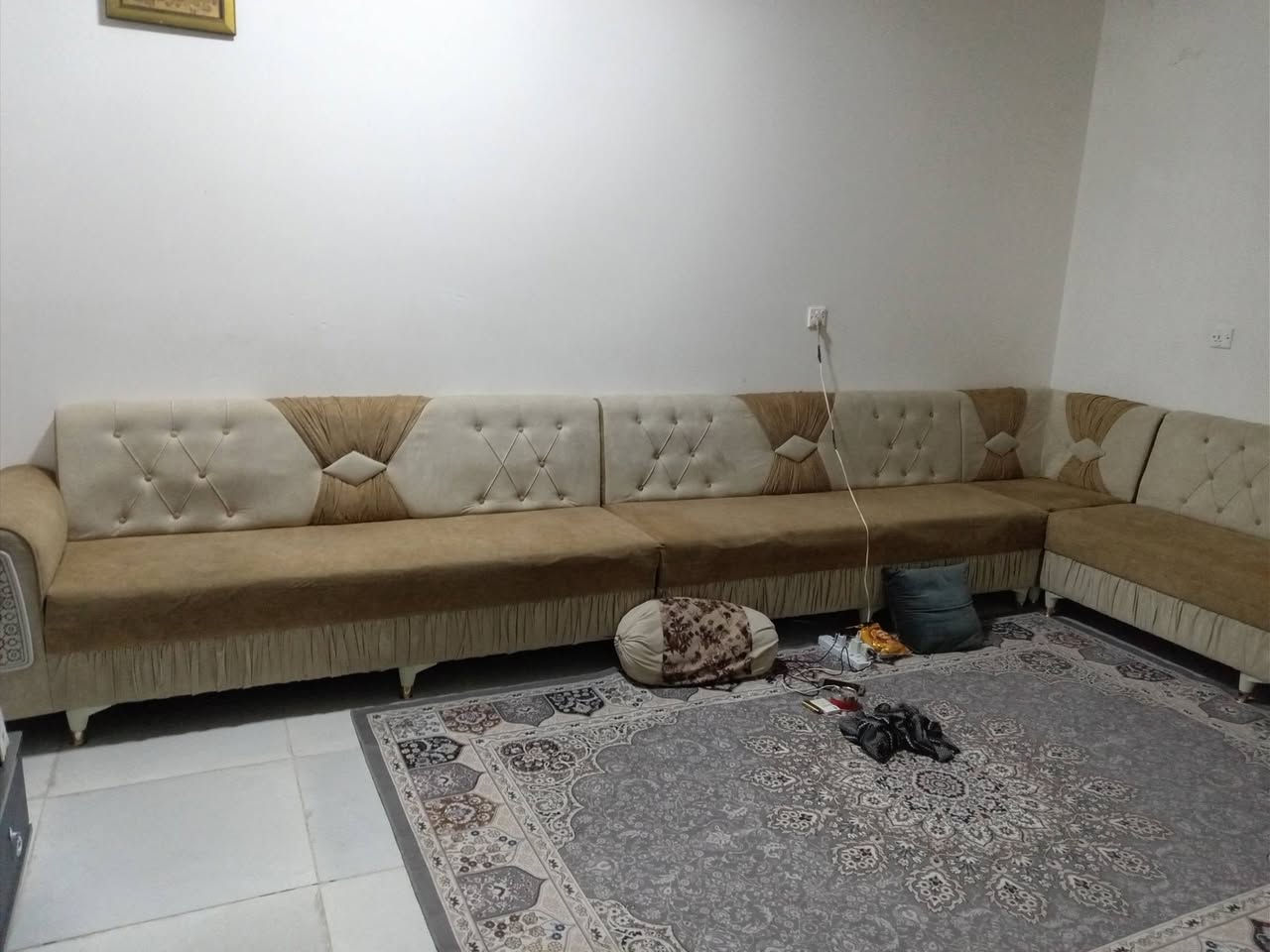 تاخم قە نە فای کە مل بۆفرۆشتن داسکرد بئ عایب و شتئکی پاک بۆسعرچاتکە یان تە لە فون *********** ئادمی نی دڵ
