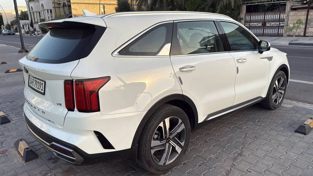 � للبيع أو المراوس بتوسان أو سبورتج موديل حديث فقط 🚘
كيا سورنتو 2021
📍 رقم بصرة
👤 استخدام شخصي فقط، سيارة نظيفة وجديدة

🔹 كير ماوس
🔹 إنارة داخلية متعددة الألوان
🔹 داخل جلد
🔹 كاميرا خلفية
محرك السيارة ٦ سلندر
🔹 GPS
🔹 والمواصفات المعروفة

📌 ماشية 59 ألف كم
❄️ بيها بارد كلش بسيط بالصندوق الخلفي، جزء بسيط وصغير فقط، والباقي مكفول كفالة عامة.

💰 السعر: 255 ورقة
📍 مكان السيارة: البصرة

🔄 المراوس فقط على توسان أو سبورتج موديل حديث

📞 للاستفسار:***********
