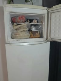ثلاجه • نضافة • بدون عيوب