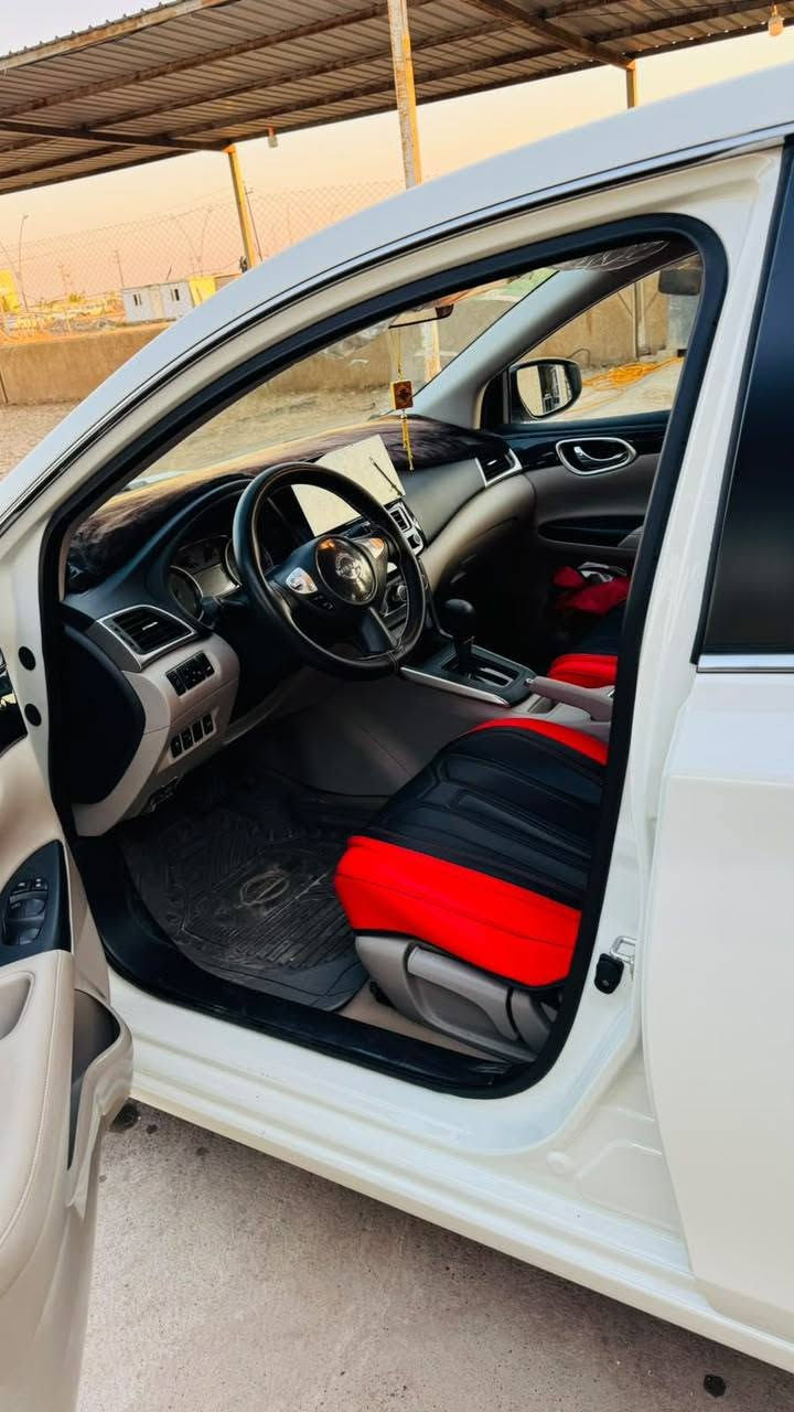 السلام عليكم
سنترا موديل ٢٠٢٥ السيارة كفالة عامة وكالة شركة السور ماشية ١٢ الف وكالة السور معروفة بمواصفاتها 
الدشبول نفخ 
شاشة لكزز
تحكم استيرن 
كشافات 
فتحة 
مكان السيارة ناحية جديدة الشط قرب الراشدية 
سعر السيارة ١٣٩ وبيهة مجال للاستفسار ***********
