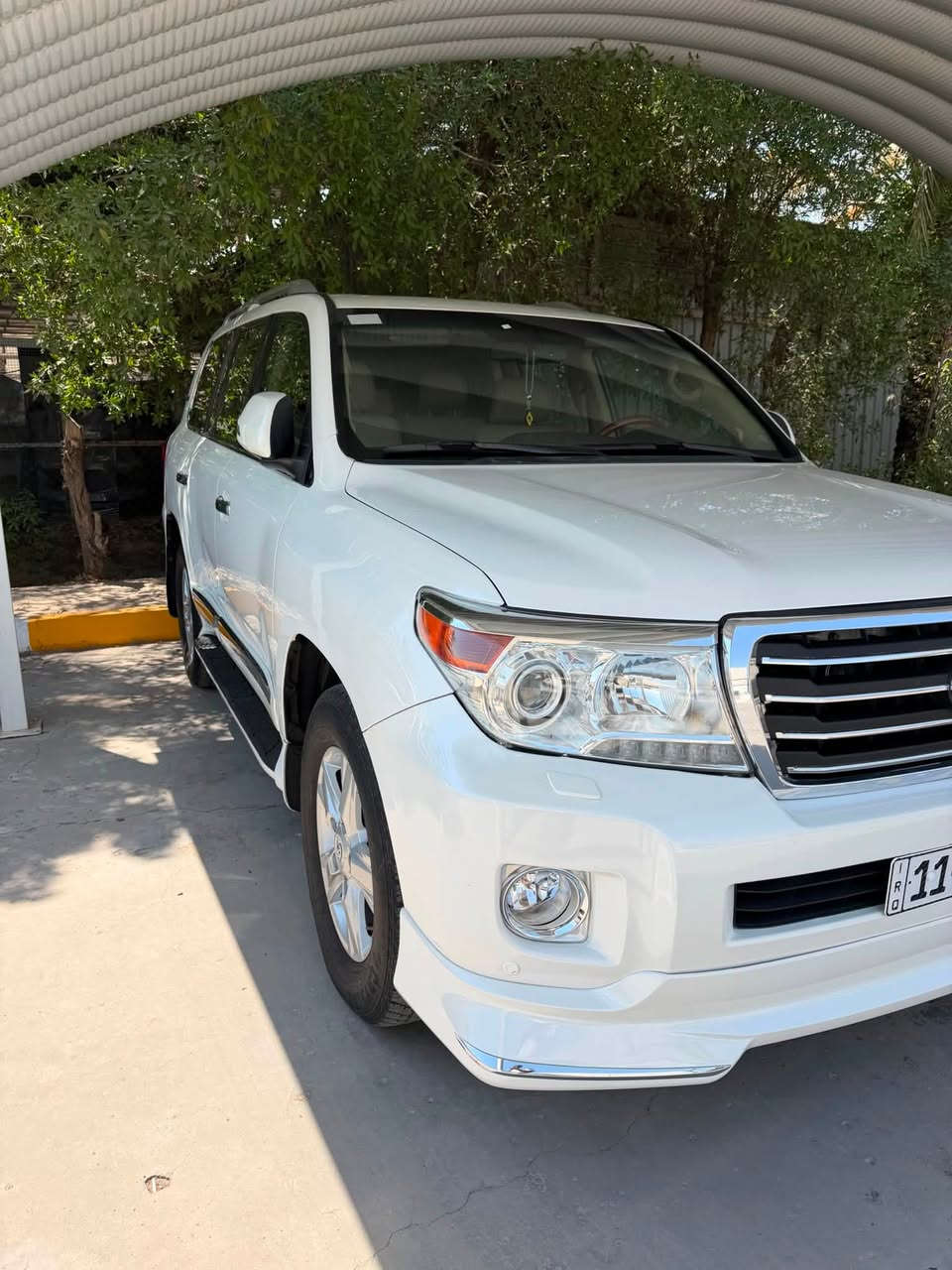 السلام عليكم ،،، 🫡 

للبيع لاندكروزر 2009 VXR 🚨
مواصفات لكزز اعلى مواصفات فول 1/1 💥
السياره محدثه 2015

رقم بغداد مميز باسمي سنويه وهزه جديده
مكينه V8 حجم 4700🔥🚀

مواصفات السياره ⚡️

جكات توازن للسياره
تشغيل عن بعد
ستيرن كهرباء وترحيب
حساسات امامي خلفي
كاميره
زراكات لايت
فتحه
لايتات ماطور كهرباء
شاشة دشبول ليزري
٦ بصمات ابواب وتشغيل
نظام دفع ربعاي وانحدار
DVD
فول تحكم ستيرن
سيدي جنجر 
ثلاجه
اناره ترحيب ابواب ودوسات ومري
كراسي الاماميه كهرباء ومساج
منظومة زنون كامله اصليه
مري شفط واناره
جام الاربعه اوتو يصعد وينزل من الريمونت 
ويل 18 تايرات جبليه
مرايه عاكس ضوء اوتو
نظام سستم صوت
كشنات جلد
بعد بيها مواصفات متحضرني 

⭐️السياره بدون اي نقص واحد عليها سيرفس جديد لمنظومه البانزين والاحتراق بلكات نوزلات فيول بمب كله جديد

🖌️كير ، مكينه ، تبريد ، شواصي مكفولات حتى الصدر كفاله السياره بدون اي نقص جاهزه وكامله

📌السياره مصبوغه حزام بسبب بعض الاماكن مصوفره ومكان الخطه طابع 
السياره مكفوله من الحادث والضرر 🚦

مكان السياره / بغداد الكرخ📍
السعر 275 💲 وبيها مجال

للاستفسار 📱 ***********
