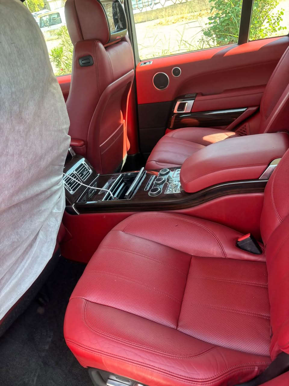 رانج روفر ڤوگ Vip كفال عامة بس بونيت مصبوغ ماشي ١٦٠كم شركة سةردار سعر ٢٦٨ بيهة مجال مكان أربيل رقم ***********
