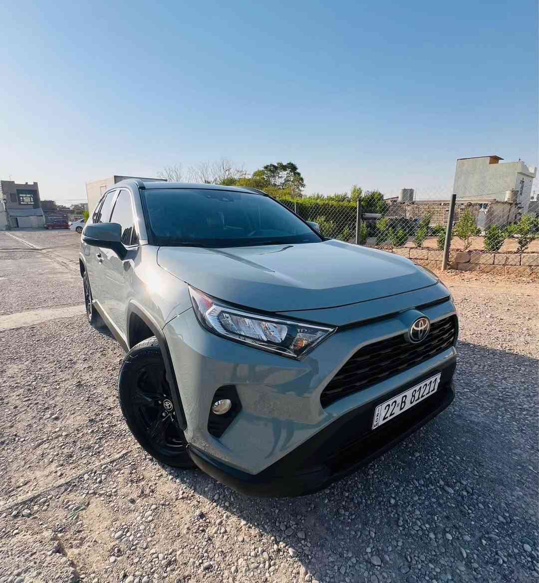 Rav4 AWD xle 
بةصمة
رادارات
كشن كهربا
دبل اكسل ٤*٤
شاشة و كاميرا
ويل بيلادي
داخلي لونين

 قعة و نص مصبوغ
بجم كبس
بدون ارباك
جاملغ وراء + نص جنطة

كير محرك بشرط مامفتوح
مكان اربيل

***********
سعر ١٩٠ و مجال أربيل, العراق

