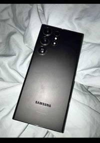 S23 ultra   للبيع الجهاز عطلان بورد الشحن ابيعه على  وضعه الشاشه سليمه...