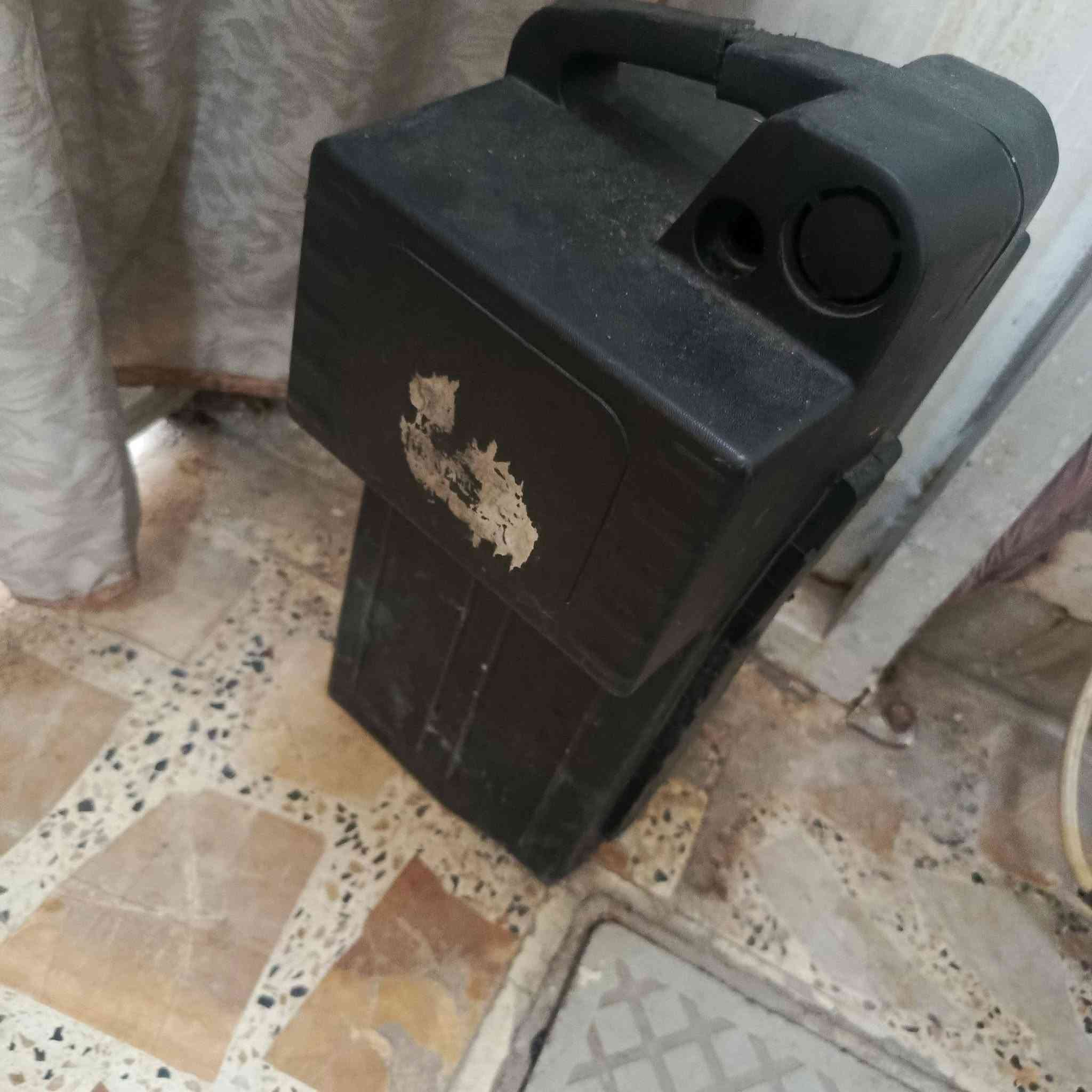 درجتين جاهزات عوزهن بس فيره و البيضه يرادله فيره و عقل ثنيهن ب 60 وياهن بطاريت جاهزات و ثنين هابطات رقمي  ***********
