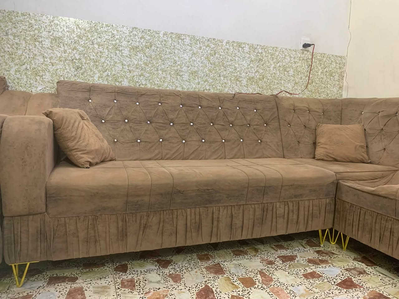 تخم للبيع نضيف جداً قليل الاستخدام 
الاستفسار ؏ الرقم التالي
واتساب وهاتف ⬅️***********
