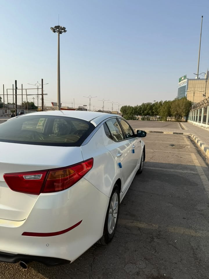 اوبتيما k5 2014.
ادوووات ادووات
مكينه غاز غاز غاز
محرك 2000 
✺كصة جنطه  
✺متومة رقم اربيل شرط الحاسبة 
بصمه تشغيل وبصمات ابواب
مرايات شفط كهربائيه
شاشه مع كامره
✺سنوية أصليه
✺كشنات جلد تحكم كهرباء
✺تحكم جهتين 
نضام ايكو الأقتصادي
✺كيجات ليزري كيلو متر خليجي 
✺تدفئة تبريد بالكشنات 
✺مانع انزلاق 
حساسات خلفيه
✺السيارة جاهزة وبدون اي نقص 
✺كير مكينة تبريد بالكارتون حدادية تخم تاير دواخل كهربائيات كلشي جاهز 
✺مكان السيارة العماره  
للاستفسار الاتصال على الرقم
‭***********‬ ‏
