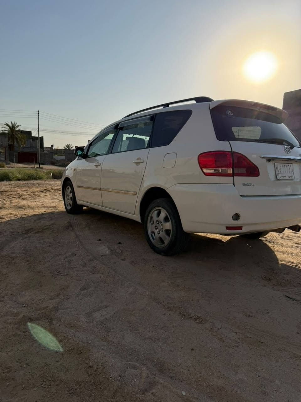 ابصم مديل 2002 تحويل ثاني يوم بيه ضربه يم غطاء بانزين   تبريد شغل  محرك وكير شغال باقي تفاصيل على وساب *********** ,سعر ٩٠ بيه مجال قليل
