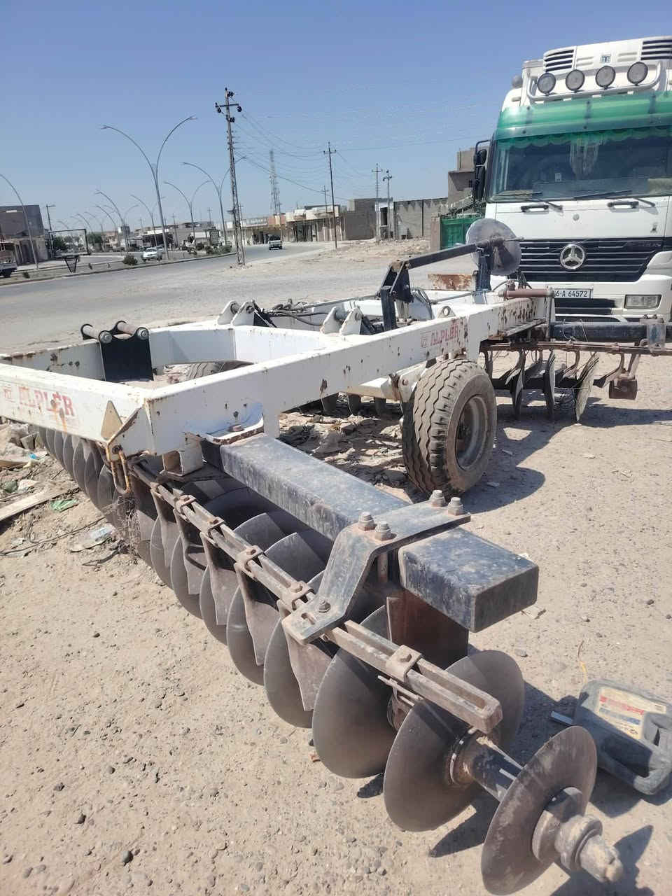 دسك للبيع بلير حجم 32للاستفسار ***********
