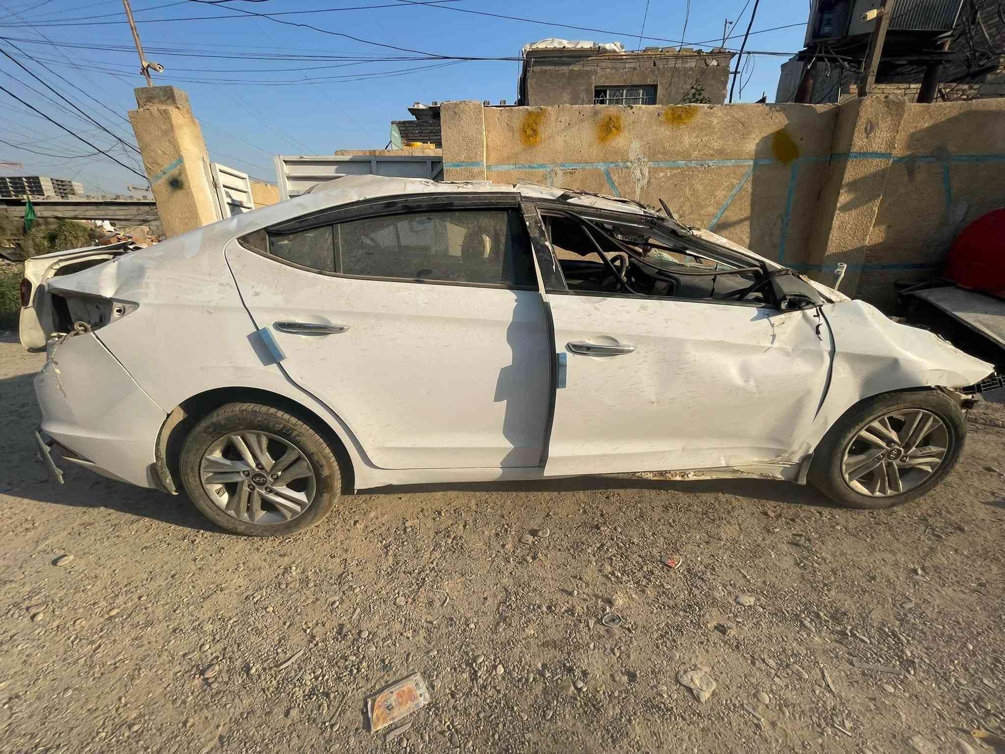 سلام عليكم
دفع الله مكان اعظم 
النترا موديل ٢٠١٩خليجي فول موصفات للخير 
سياره شغاله وتمشي لغود شواصي مابيهن شي 
مكان سياره بغداد شعله هـ ***********
(خوان مكلف بلنشر)
