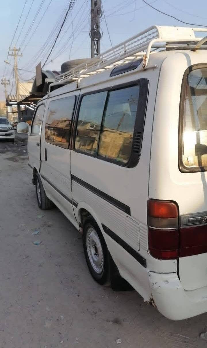 سلام عليكم سياره تيوته ياباني موديل 96 رقم سياره البصره محرك وكير اوتوماتيك سياره جاهزه حداديه جديد  كهربائيات جاهزه تخم تايرات توني شادنه سياره موجود في البصره قضاء المدينه ***********
