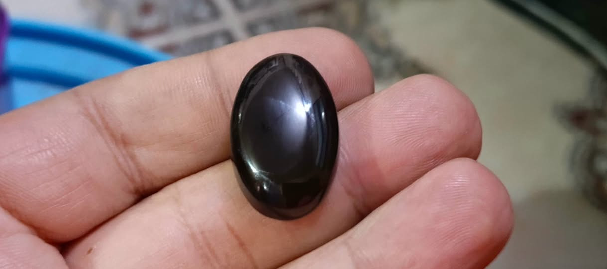 عقيق يماني • زبيبي • غير معالج