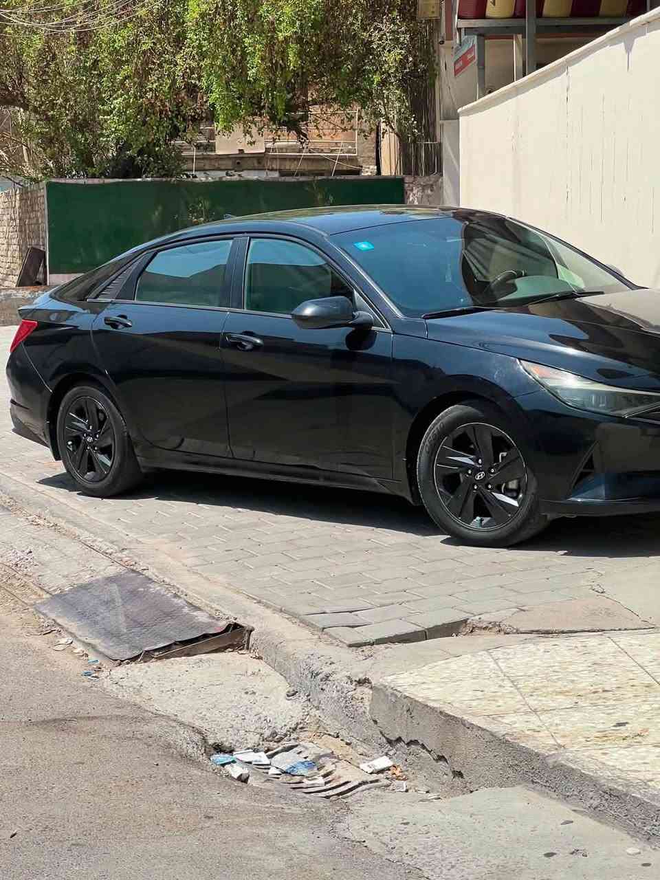 السلام عليكم للبيع. اللنتره 2022  وارد امريكي حادث بنيد صبغ وربع الجاملغ بارد بدون ايرباك  ماشيه 60 باسمي  صور الحادث بالمنشور  فول مواصفات عدا الفتحه. مكينه 2000 دوش السعر 139 العنوان اليوسفيه  اتصال ***********

نص مكتوب في الصور:
- 2022 Hyu...
- bid.cars
- 5 / 12
- 9 / 12 2022 Hyu... bid.cars
- 94 4 / 12 2022 Hyu... bid.cars ٨:٣٤
- 3 / 12 2022 Hyu... bid.cars