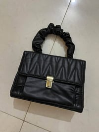 بنات • محابس • توصيل مجاني