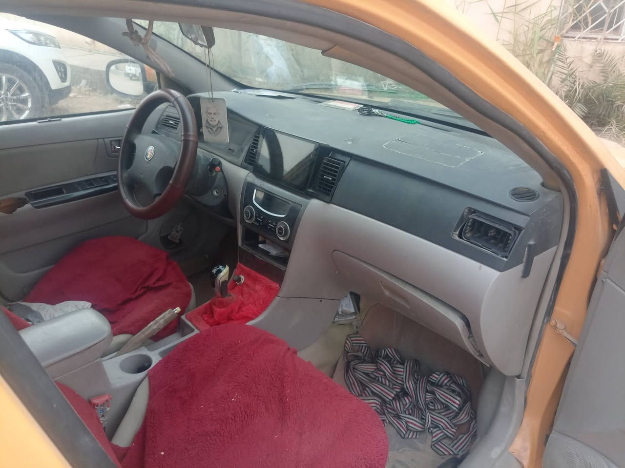 السلام عليكم جيلي موبل موديل ١٣ سنويه لل ٢٩ جاهزه كير عادي ومكينه عالشرط تبريد فول حداديه زينه شوكت ماتريد اداور جاهزه كبل للشارع للبيع او مراوس السعر ٣٠ بيها مجال مكاني ديوانية للاستفسار الاتصال على الرقم ***********
