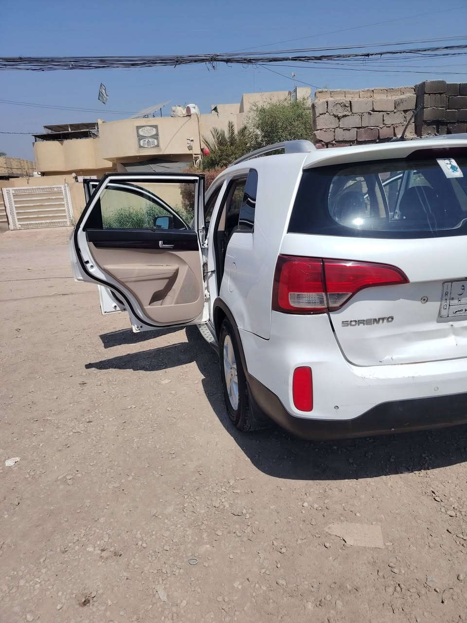 سلام عليكم اخوان سياره سورنتا مديل 14
ورد أمريكي فقط جاملغ سياره نضيفه  وكامله
تحويل مباشر رقم بغداد سعر ب 140  وبيها مجال
رقم الهاتف ***********
