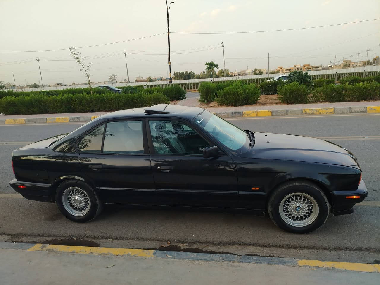 بي ام ٥٢٥ • ٩٢ • اتوماتيك