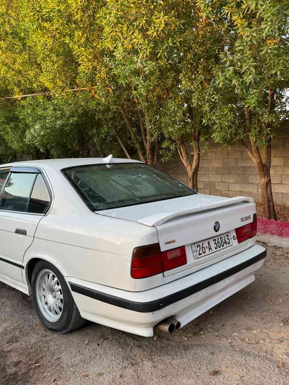 سلام عليكم سيارة BWM 1991 سيارة جاهزة بسمي رقم نكليزي 535 حجم  بدون صبغ فقط جاملغ الأمامي  مكاني بغداد السعر 47 بيها مجال الاستفسار ***********
