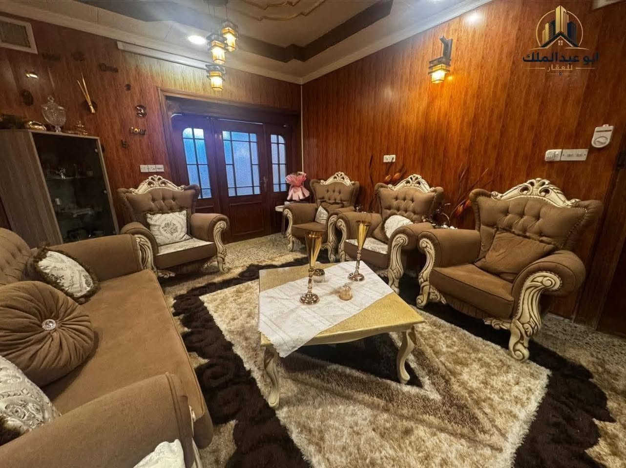 حصريا لدى ابو عبدالملك للمقاولات
@الجميع بيت للبيع في المشراق خلف مأكولات طماطة 

المساحة 200م / الواجهة 10م 

طابق واحد غرفتين نوم وهول واستقبال وصحيات ومطبخ وحديقة وكراج وبيتونة 

سند طابو ملك صرف

للاستفسار اكثر الاتصال على الارقام او مراجعة المكتب البناء الجاهز مقابل الگمرگ

***********

***********
