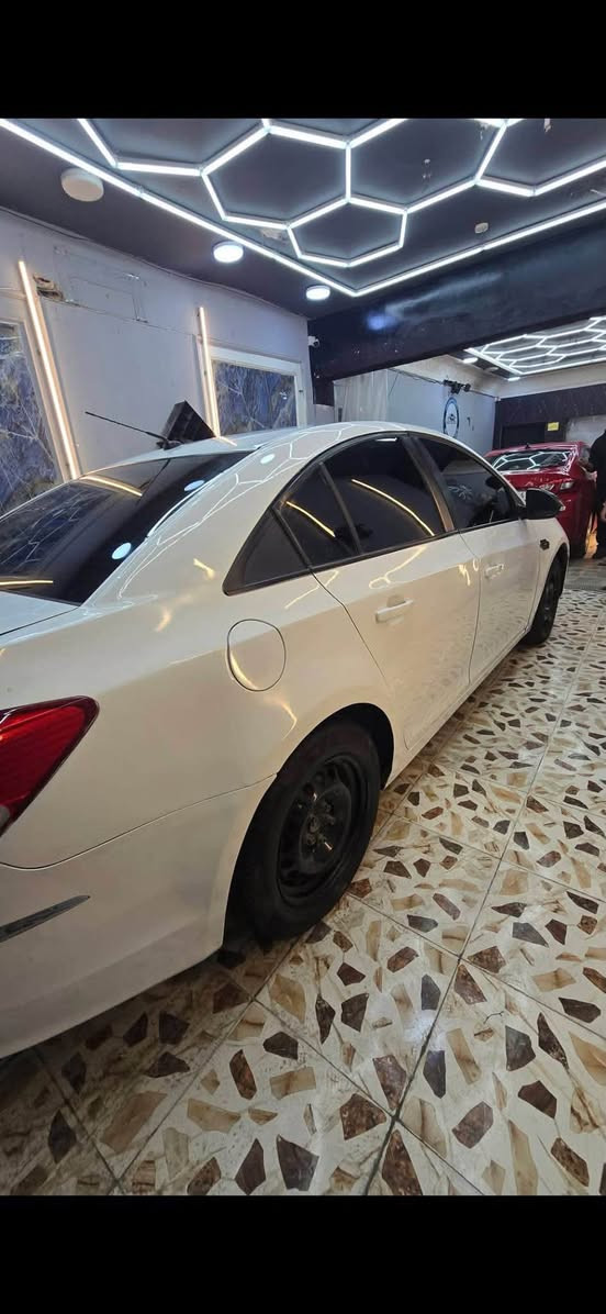 بيع مستعجل ...  ٦٨ ورقة
شوفرليت كروز خليجي ٢٠١٦ 
محرك ١٨٠٠
سيارة  جنايتهة يعرفون تفاصيلهة
السيارة عله ايدي صارلهة اكثر من سنتين 
اي نقص مابيهة جاهزة من كلشي وكلشي بيها وكالة اصلي
محسن فقط ودهن اصلي ومي شركة

بيها حادث عله ايدي جفية عله جهة اليمين جدا بسيطة 
بدون اي شواصلي او لغد او تكم  مكفولة كفالة بأي مكان تفحص
السيارة بيها ٤ قطع صبغ فقط بدون اي كص 

السيارة رقم اربيل بأسمي احول فقط ماسوي وكالة

مكاني بغداد 

تجي تشوف بعينك وبيك خير وتدلل

***********
